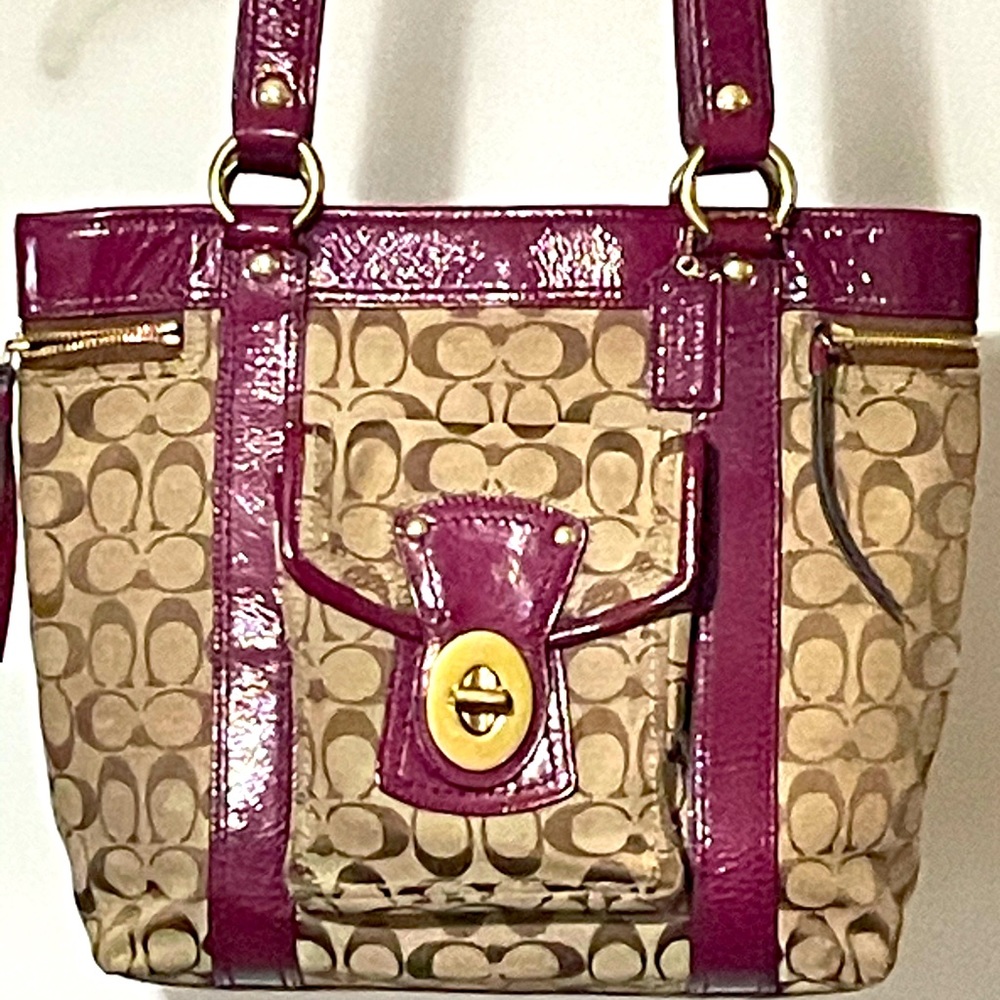 Coach Legacy Signature Tote Bag